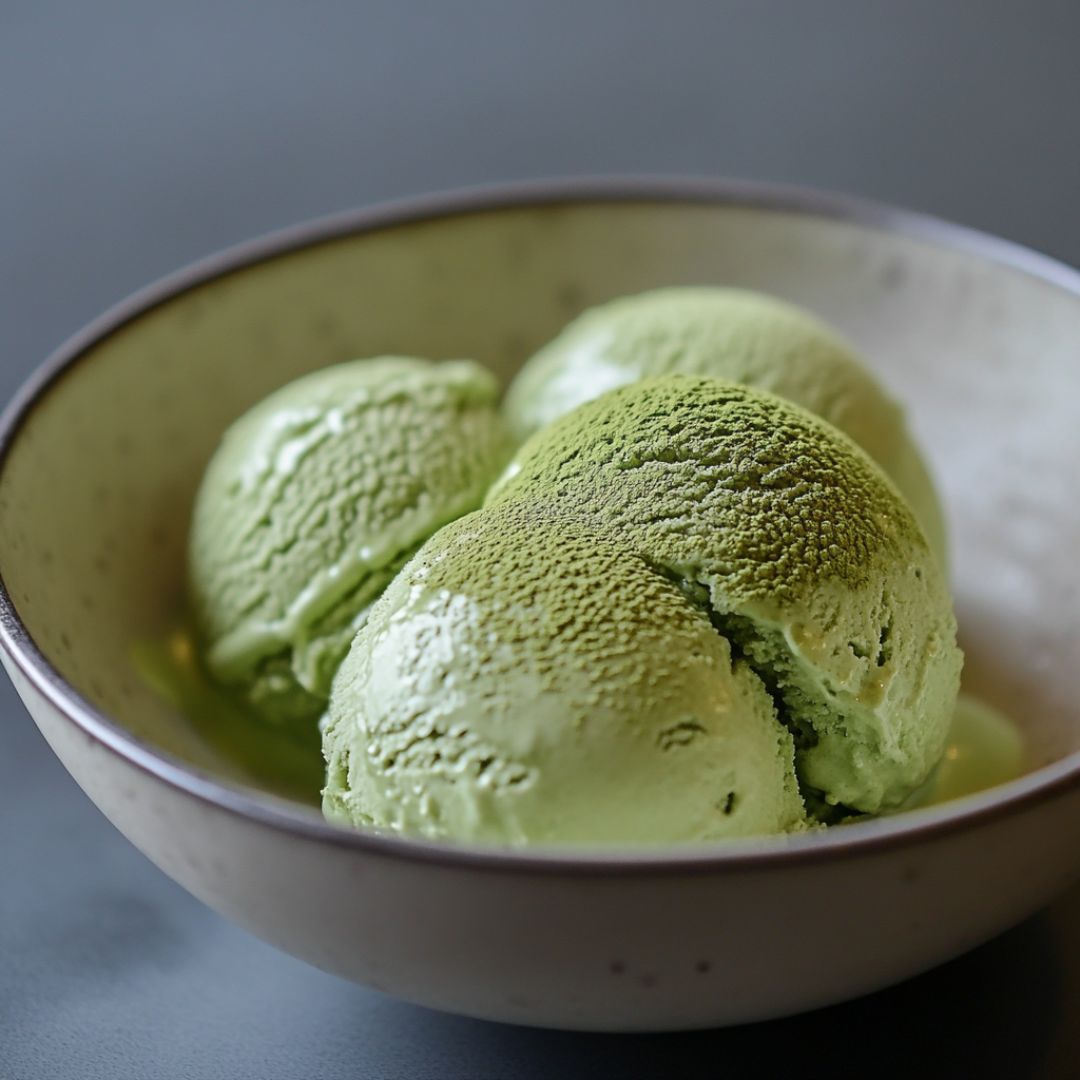 Glace au Thé Matcha sans Sorbetière : Une Recette Facile et Gourmande Image